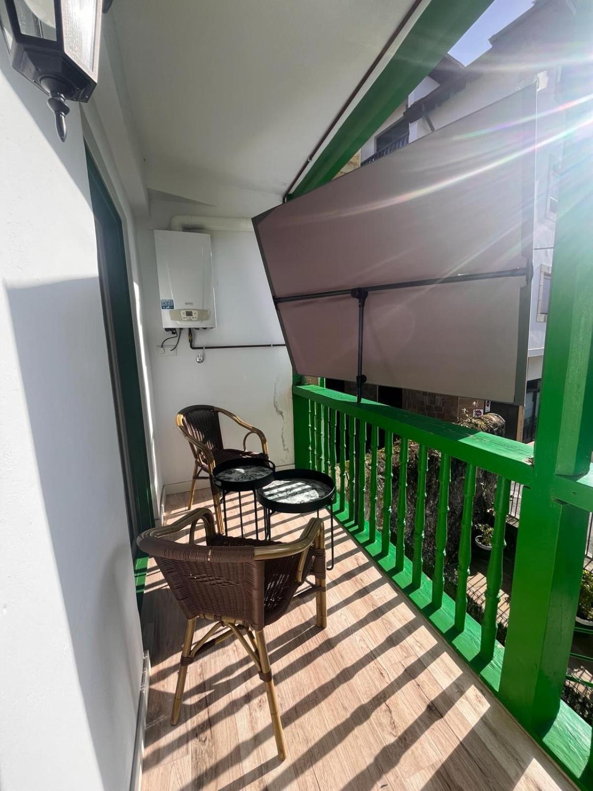 Апартаменты El Balcon De Bolingas Комильяс Экстерьер фото